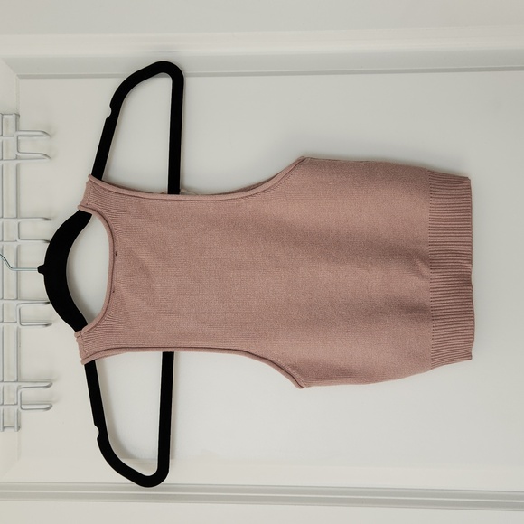 DYNAMITE Knit Cropped Top - Picture 2 of 3